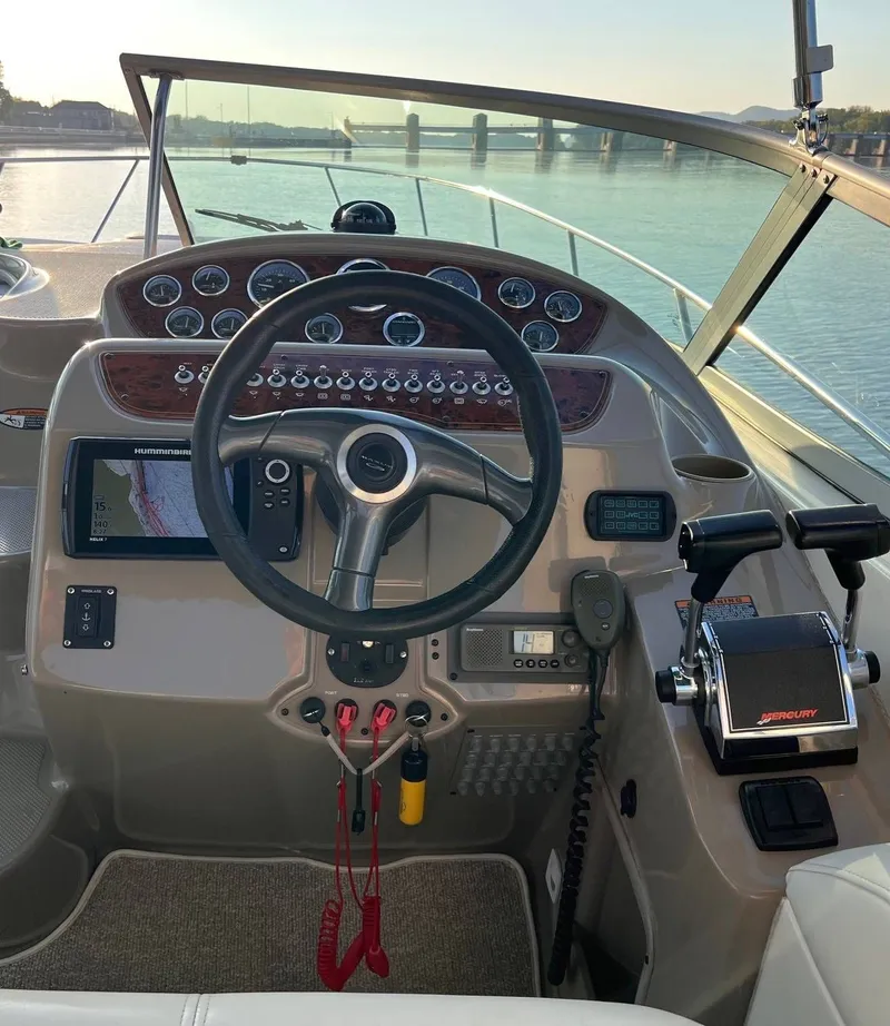 Slide: The Image of Maxum 3000 SCR 2002 - 8