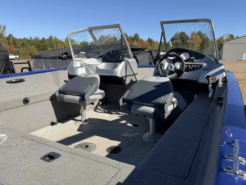 Slide: The Image of Tracker Pro Guide V175 2012 - 4