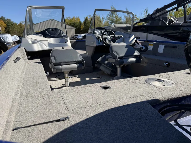 Slide: The Image of Tracker Pro Guide V175 2012 - 5