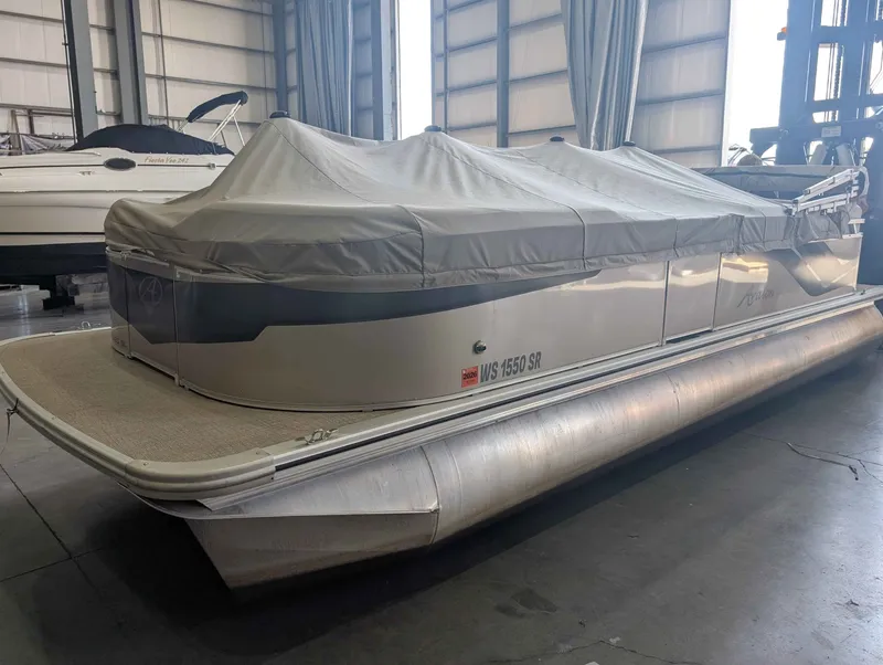 The Image of Avalon VLS 2380 QL 2023 - 1