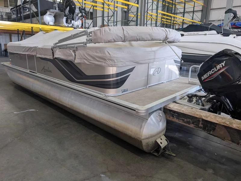 Slide: The Image of Avalon VLS 2380 QL 2023 - 15