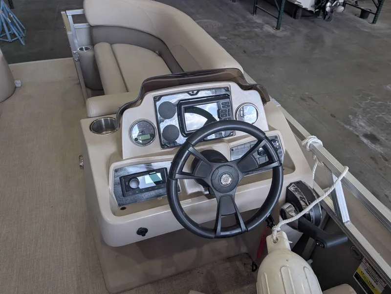 Slide: The Image of Avalon VLS 2380 QL 2023 - 7