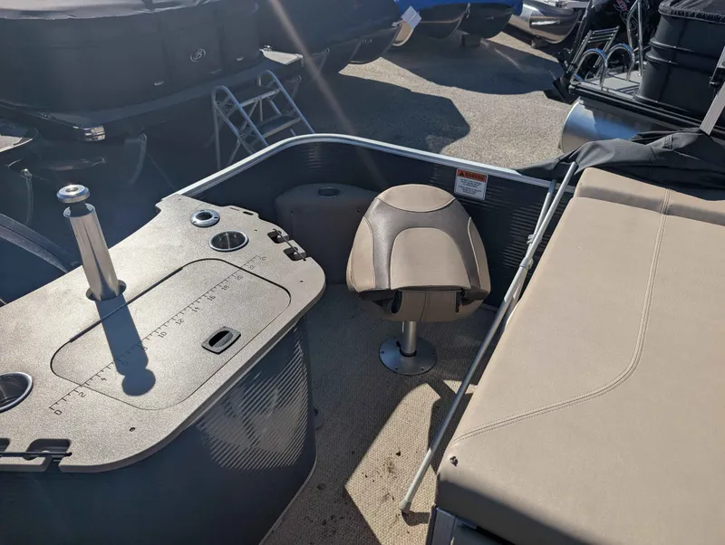 Slide: The Image of Bennington 22 SSX 2019 - 13