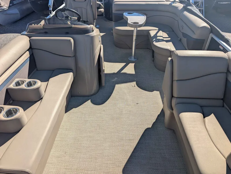 Slide: The Image of Bennington 22 SSX 2019 - 5