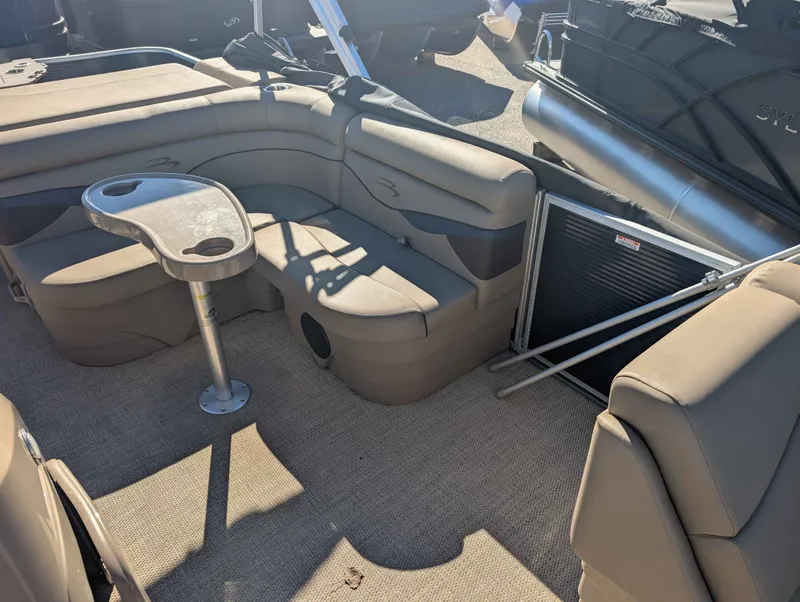 Slide: The Image of Bennington 22 SSX 2019 - 7