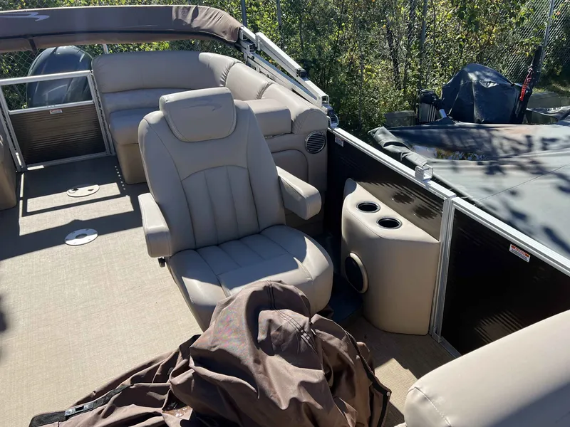 Slide: The Image of Bennington 22 SSRX 2017 - 5