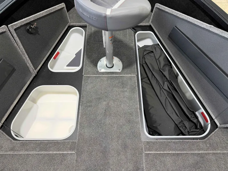 Slide: The Image of Alumacraft COMP 185X/TL 2026 - 6