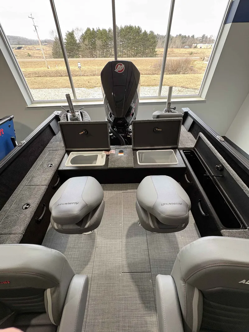 Slide: The Image of Interior view of 2026 Alumacraft COMP 185X/SP boat. - 6