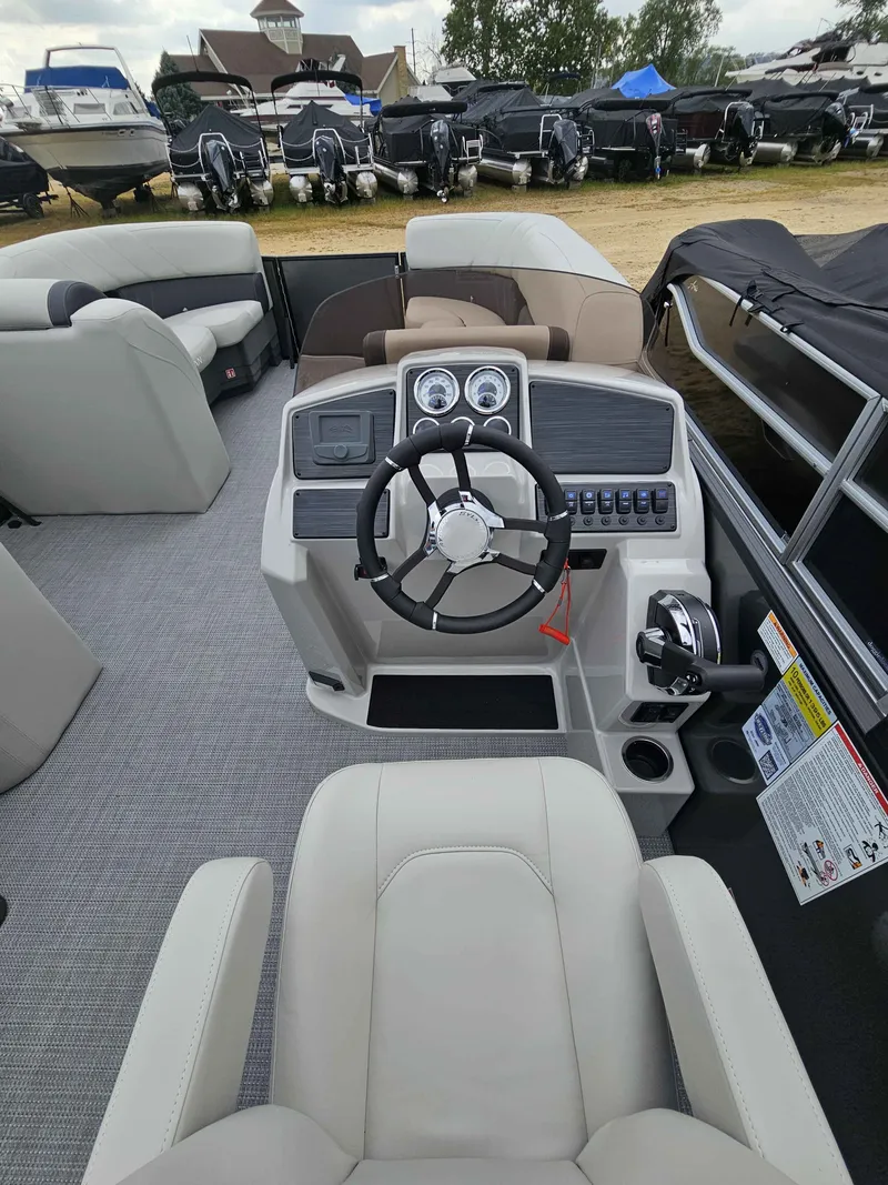 Slide: The Image of Sylvan MIR 8522 CRS/TT 2026 - 8