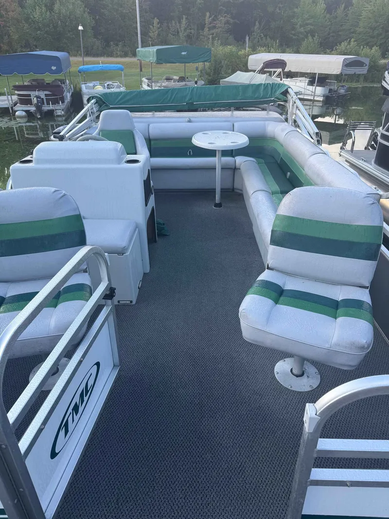 Slide: The Image of TMC 2200SE CNF 2003 - 3