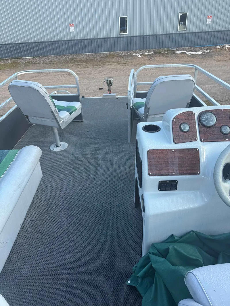 Slide: The Image of TMC 2200SE CNF 2003 - 7