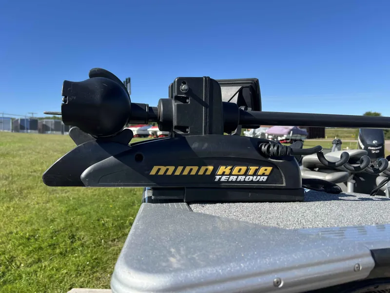 The Image of Alumacraft COMP 175 2012 - 1