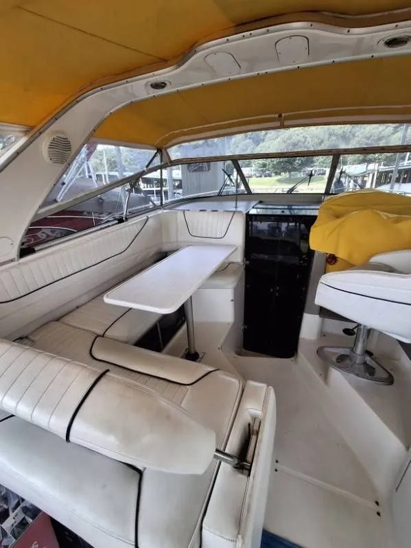 Slide: The Image of Bayliner 3255 Avanti 1999 - 4