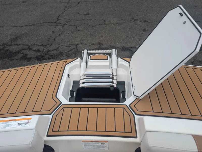 Slide: The Image of Starcraft SVX 191 OB 2026 - 7