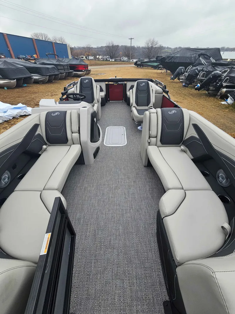 Slide: The Image of Barletta CABRIO C22QC/TT 2026 - 12