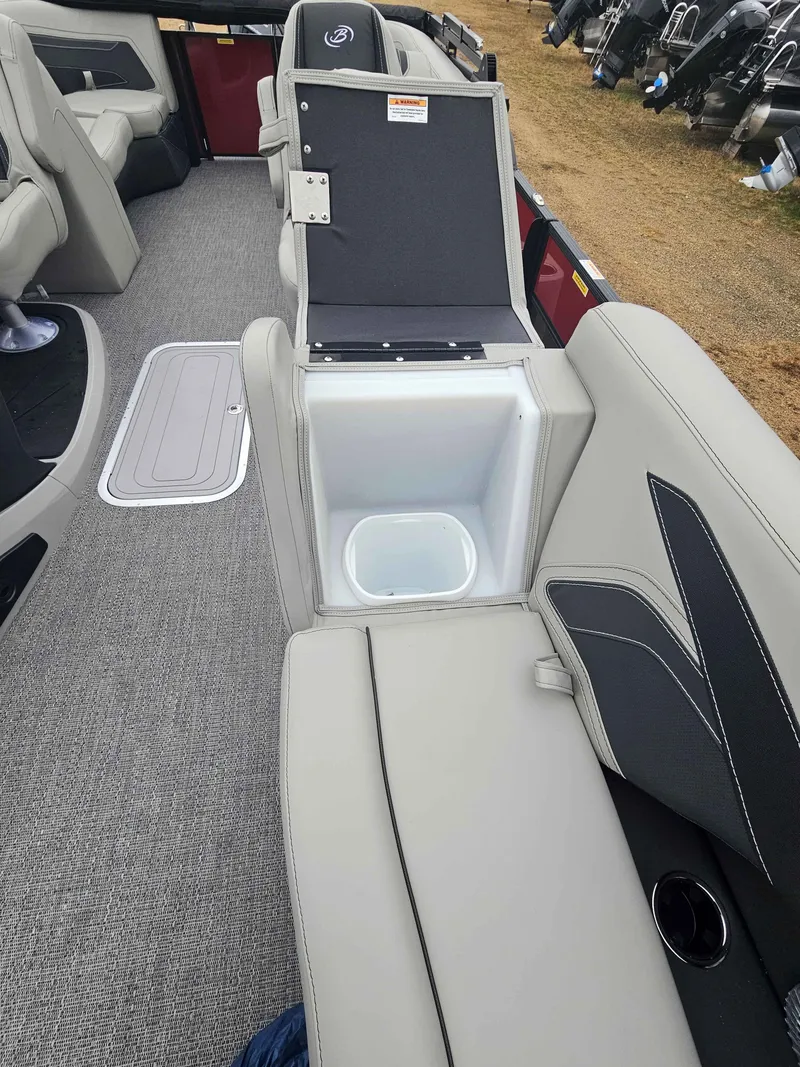 Slide: The Image of Barletta CABRIO C22QC/TT 2026 - 16