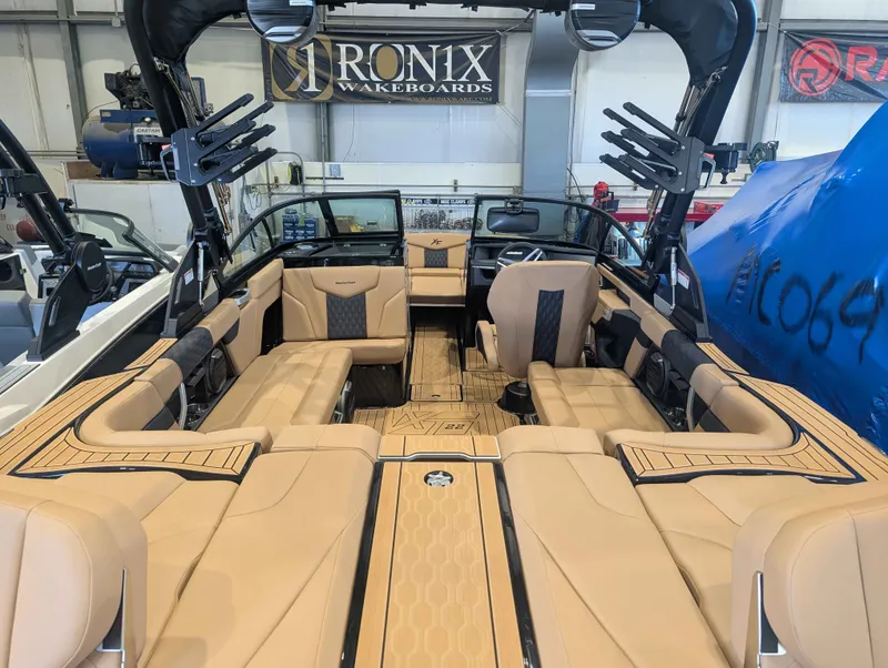 Slide: The Image of MasterCraft XT22 2026 - 4