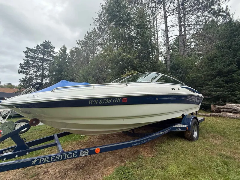 Slide: The Image of Crownline Boats 206ls 2004 - 10