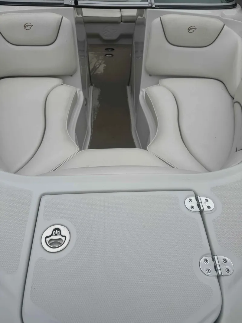 Slide: The Image of Crownline Boats 206ls 2004 - 15