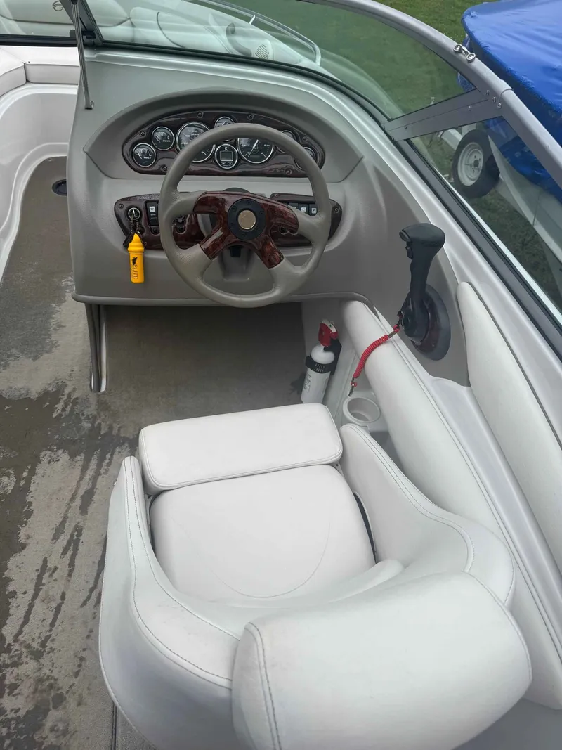 Slide: The Image of Crownline Boats 206ls 2004 - 3