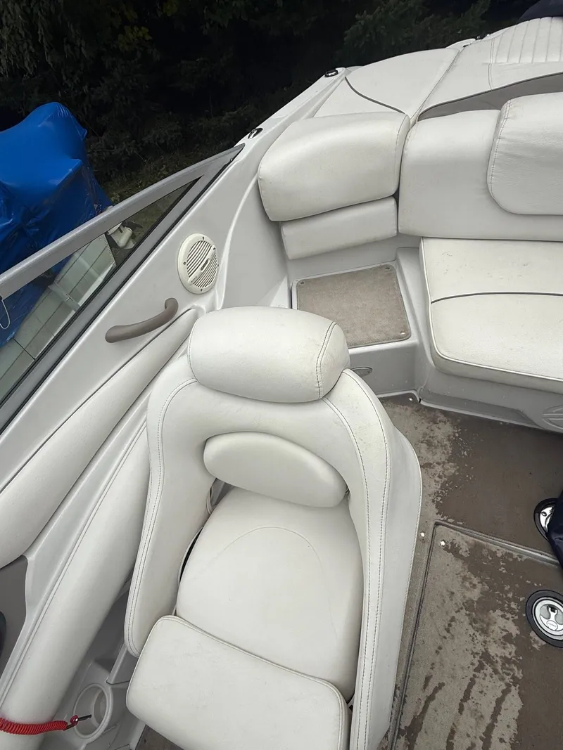 Slide: The Image of Crownline Boats 206ls 2004 - 5