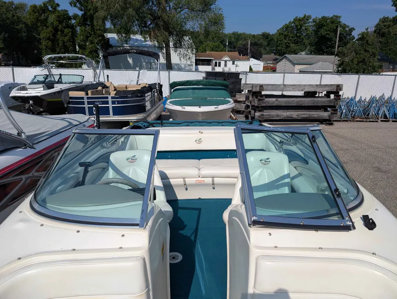 Slide: The Image of Sea Ray 185 Bow Rider 1998 - 11