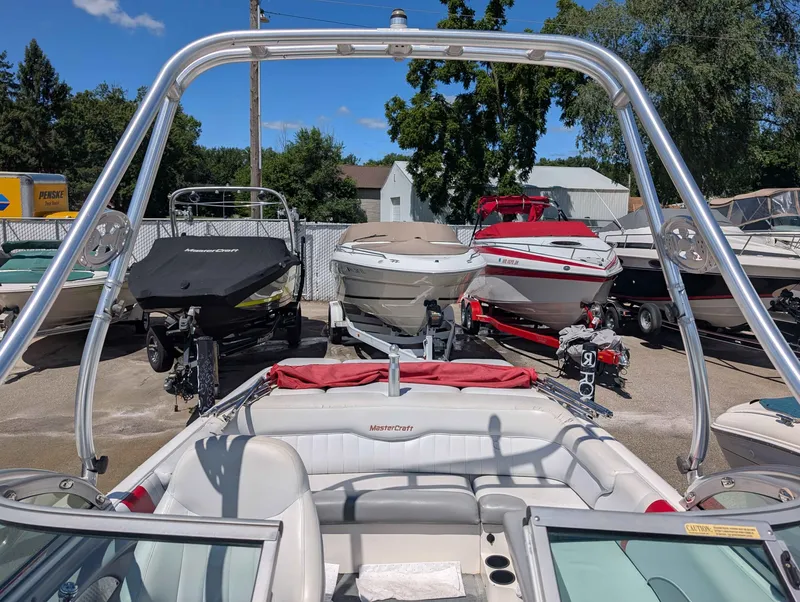 Slide: The Image of MasterCraft X2 2003 - 16