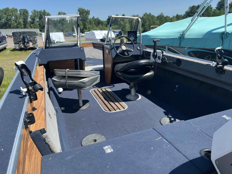 Slide: The Image of Smoker Craft S19407 Fazer 1989 - 4