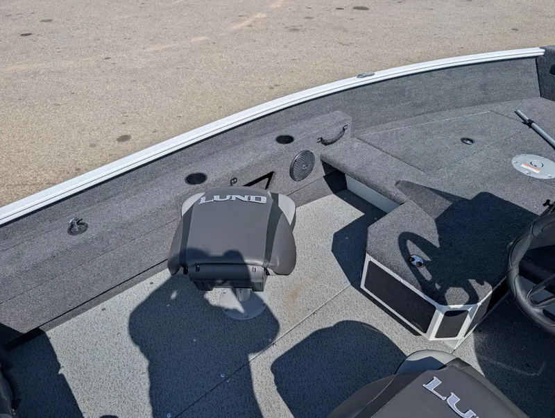 Slide: The Image of Interior of Lund 1675 ADV/SS boat, model year 2026. - 7