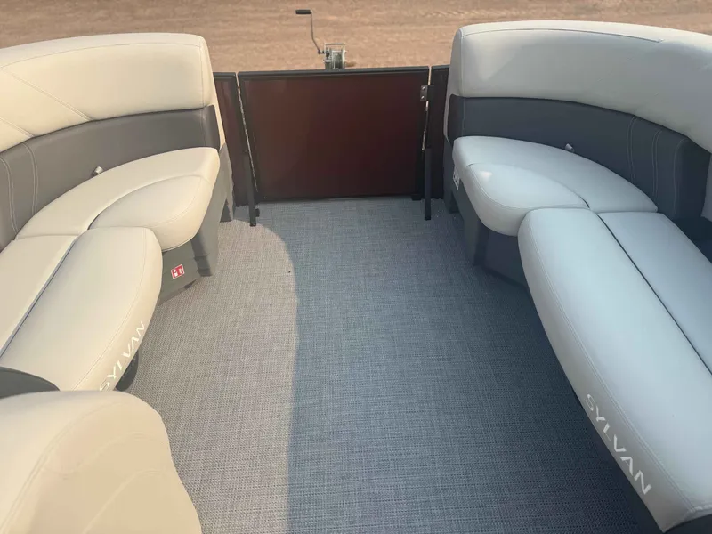 Slide: The Image of Sylvan MIR 8522 LZ 2026 - 5