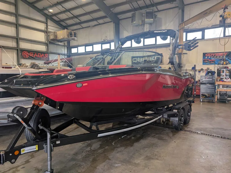 The Image of MasterCraft NXT22 2026 - 1