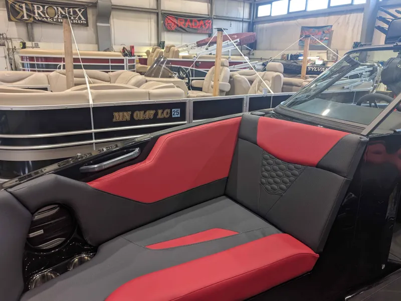 Slide: The Image of MasterCraft NXT22 2026 - 26