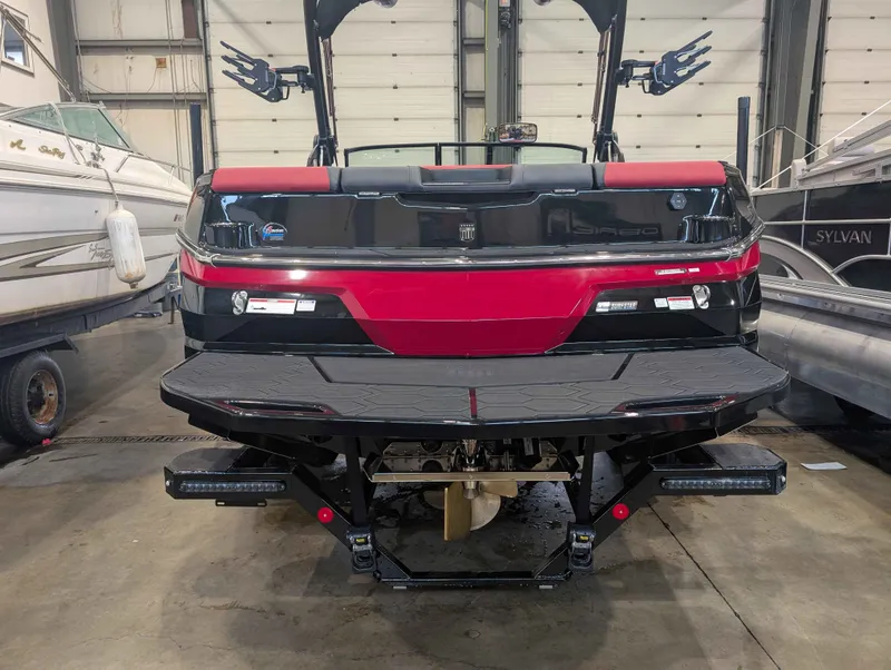 Slide: The Image of MasterCraft NXT22 2026 - 7