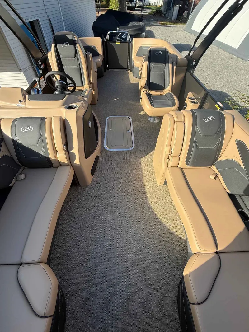 Slide: The Image of Barletta CABRIO C22QC/TT 2026 - 10