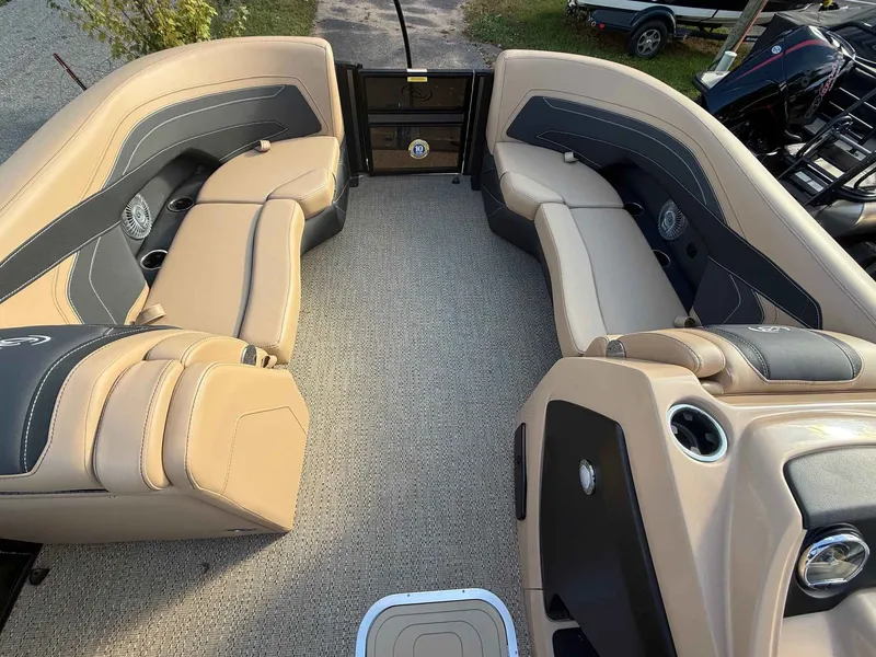 Slide: The Image of Barletta CABRIO C22QC/TT 2026 - 18