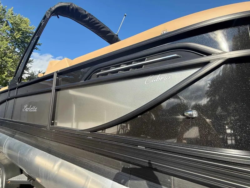 Slide: The Image of Barletta CABRIO C22QC/TT 2026 - 9