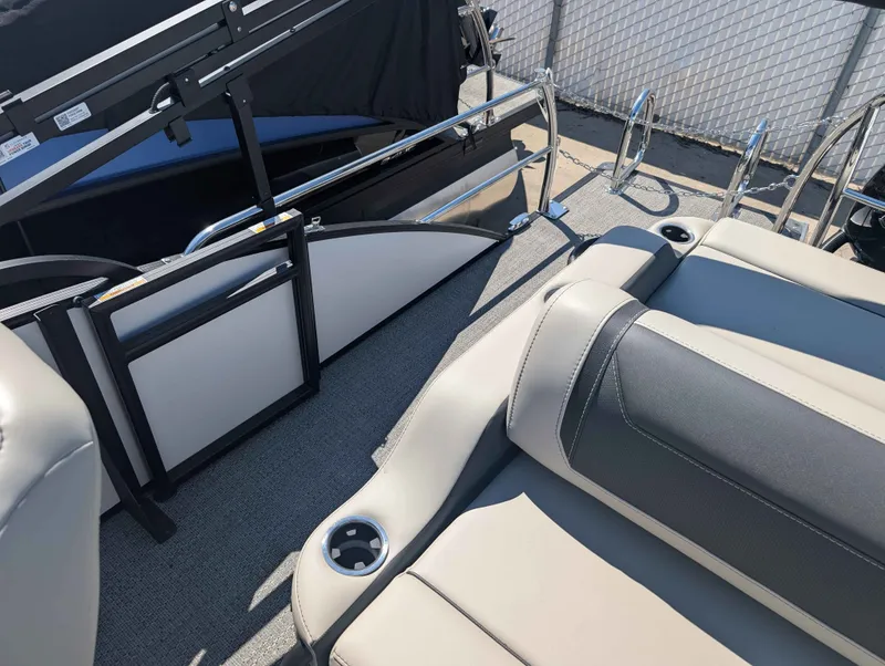 Slide: The Image of Barletta CABRIO C22UC/TT 2026 - 23