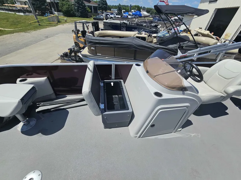 Slide: The Image of Sylvan 8522 PF 4.0 2024 - 5