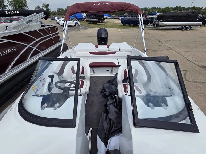 Slide: The Image of Tahoe 200 S 2023 - 10