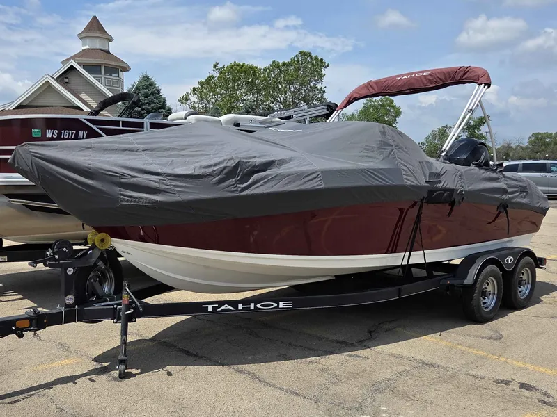 Slide: The Image of Tahoe 200 S 2023 - 4