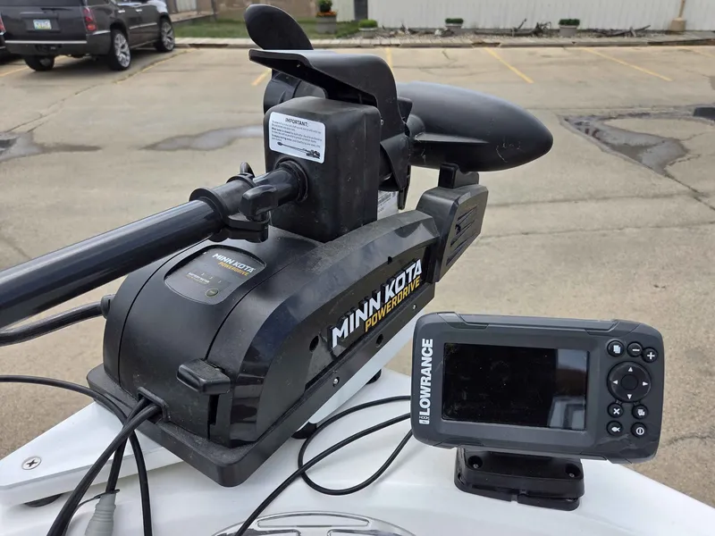 Slide: The Image of Tahoe 200 S 2023 - 8