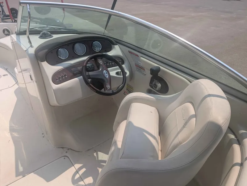 Slide: The Image of Sea Ray 240 Sundeck 2008 - 12