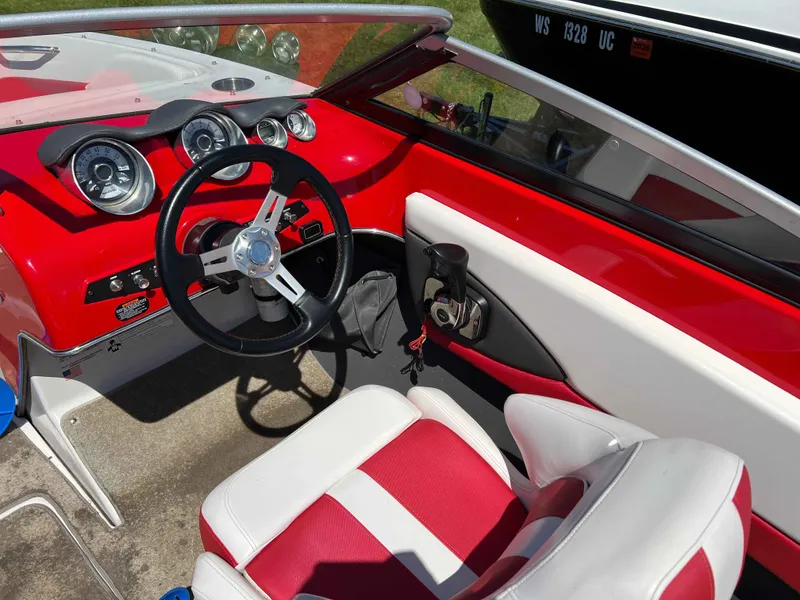 Slide: The Image of Glastron GT 205 2012 - 12