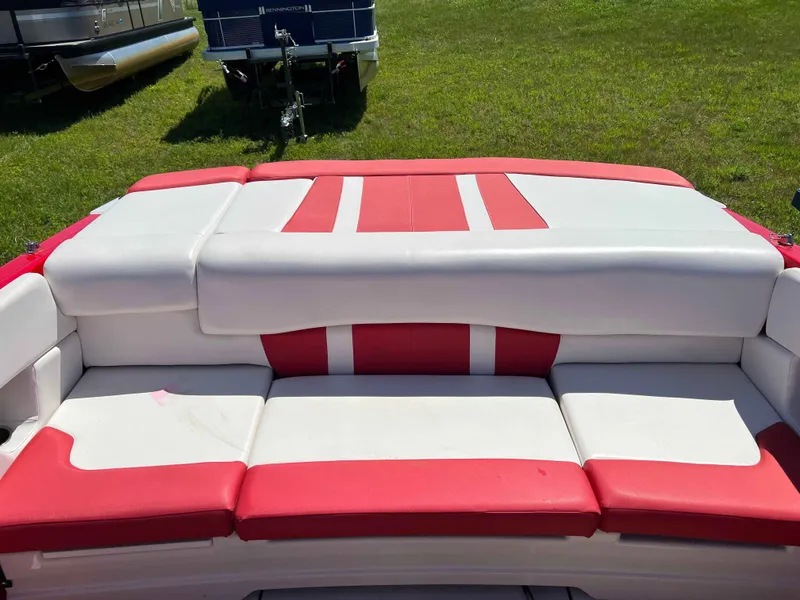 Slide: The Image of Glastron GT 205 2012 - 16