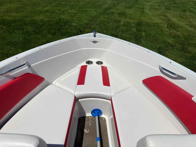 Slide: The Image of Glastron GT 205 2012 - 7