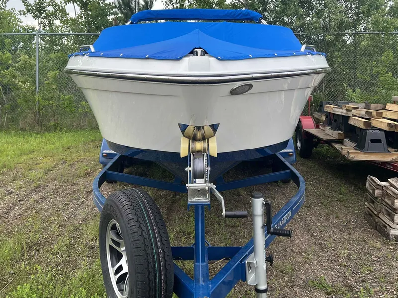 Slide: The Image of Glastron GX215 2021 - 4