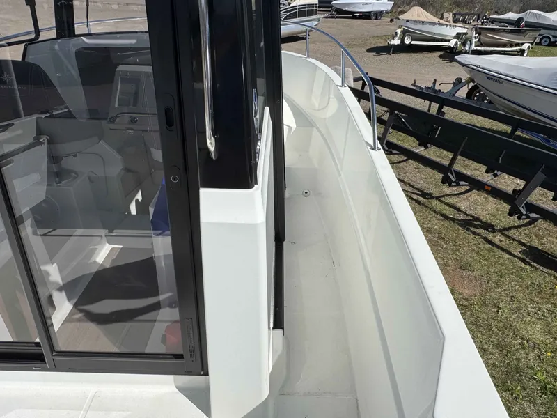 Slide: The Image of Jeanneau MERRYFISHER695S 2023 - 13