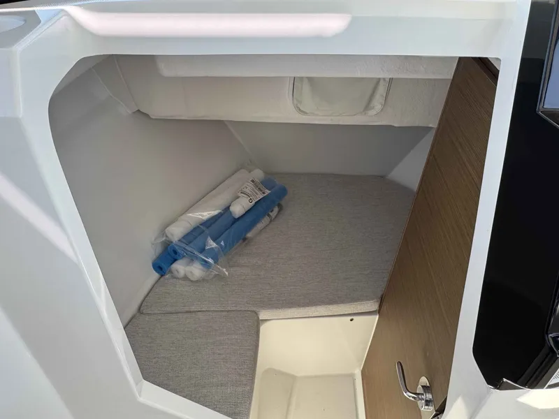 Slide: The Image of Jeanneau MERRYFISHER695S 2023 - 22