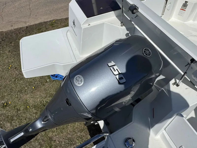 Slide: The Image of Jeanneau MERRYFISHER695S 2023 - 25