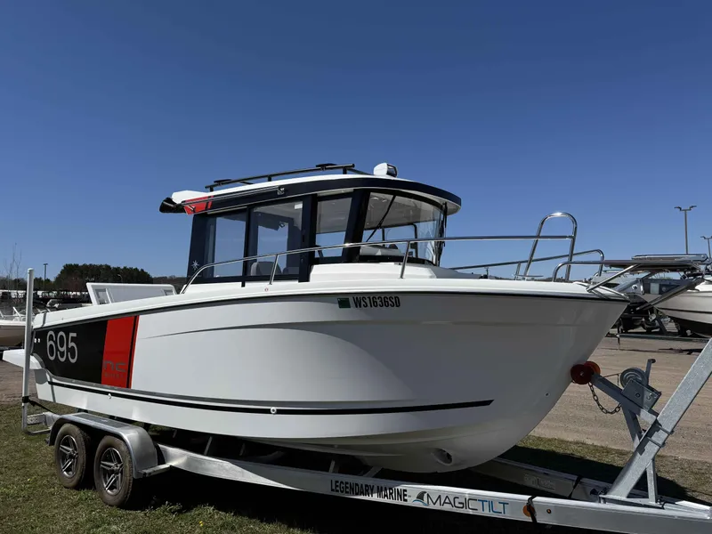 Slide: The Image of Jeanneau MERRYFISHER695S 2023 - 3